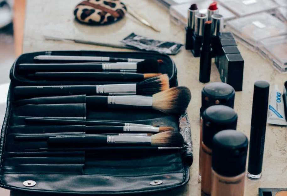 60 Little Tips That Can Change a Girl's Life