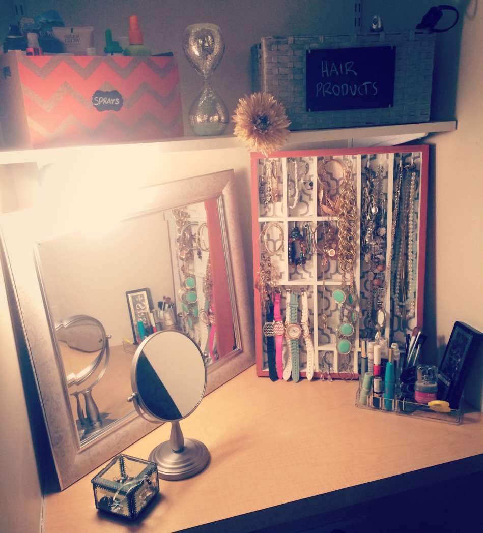 17 Ways to Turn a Cheap Apartment into a Chic Apartment